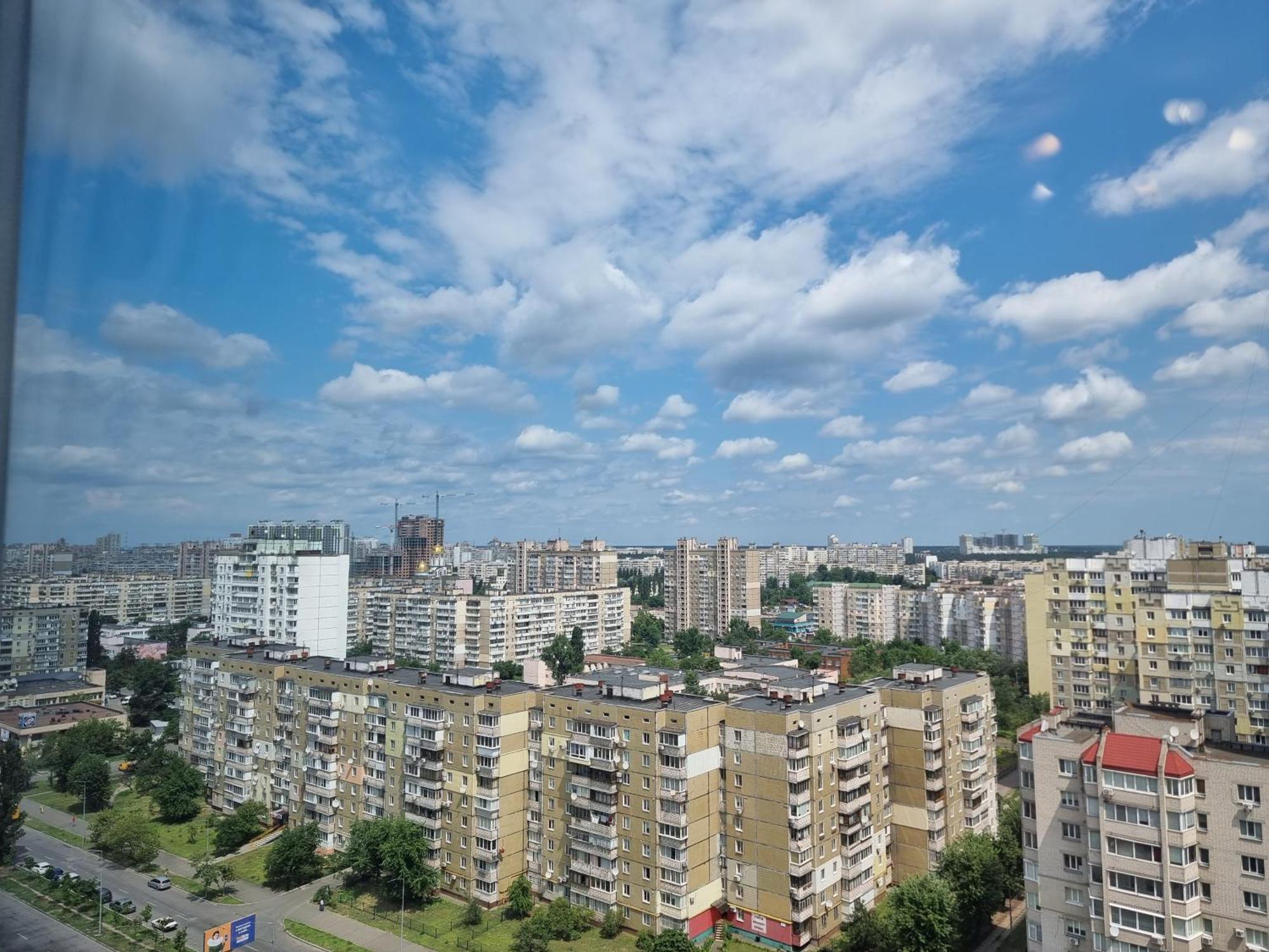 Your Apartment Kharkivska Kiev Esterno foto