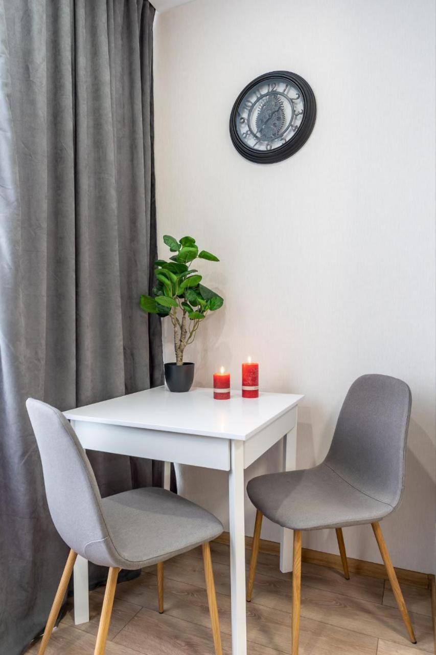 Your Apartment Kharkivska Kiev Esterno foto