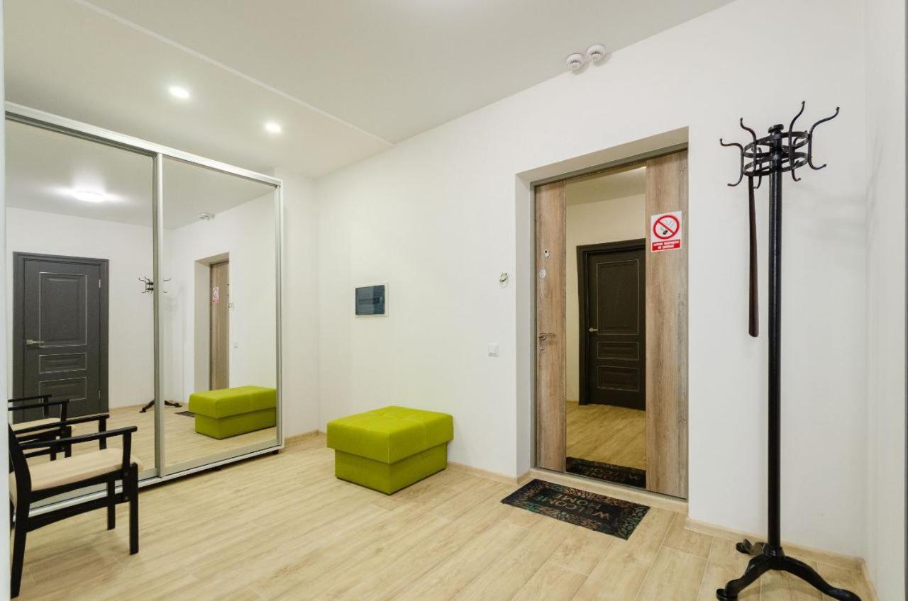 Your Apartment Kharkivska Kiev Esterno foto