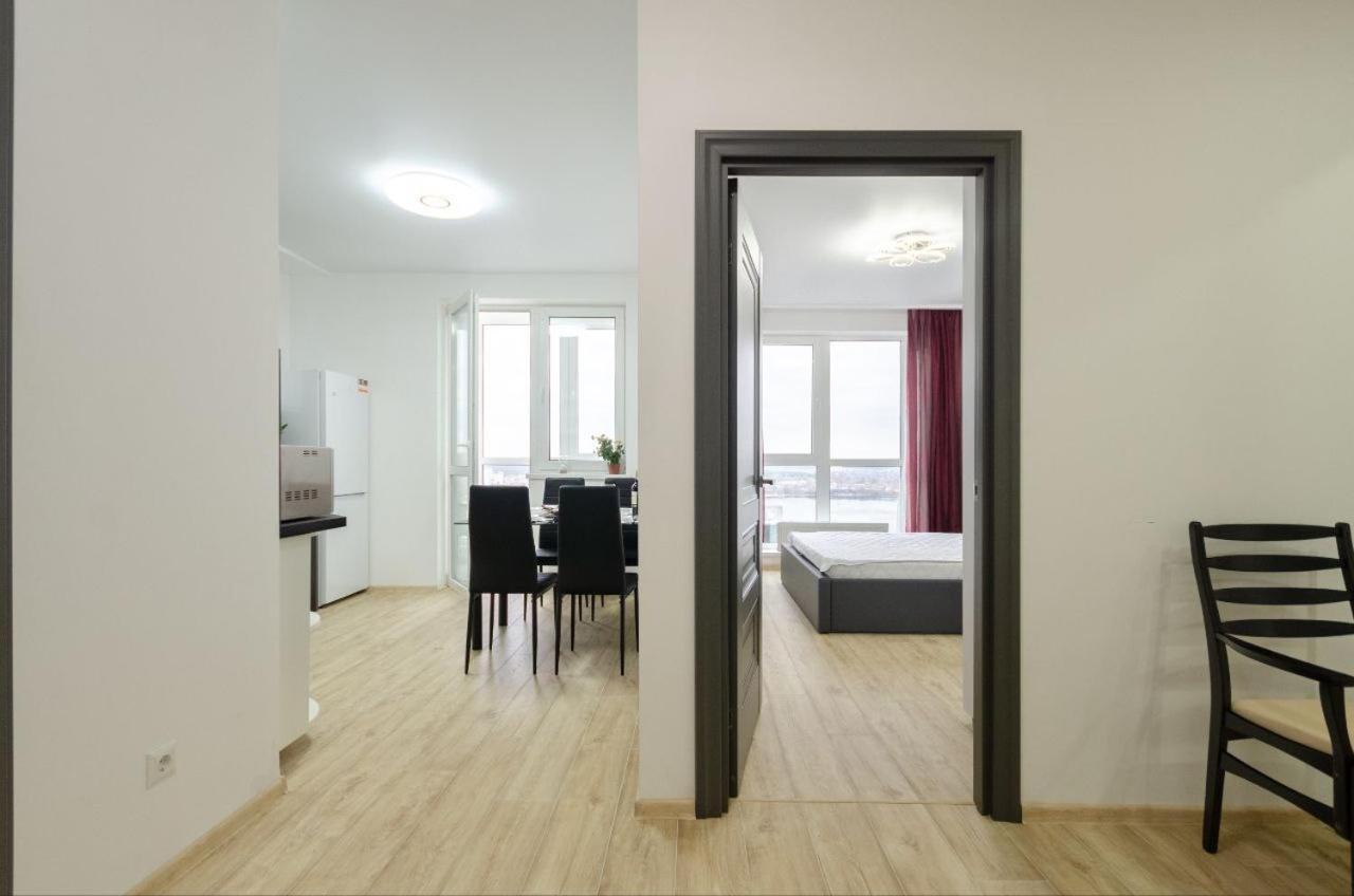 Your Apartment Kharkivska Kiev Esterno foto