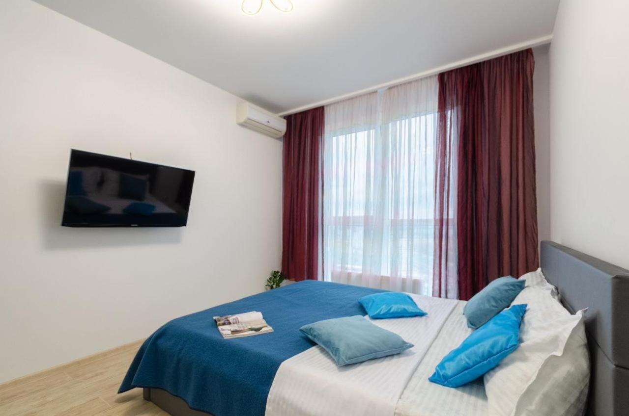 Your Apartment Kharkivska Kiev Esterno foto